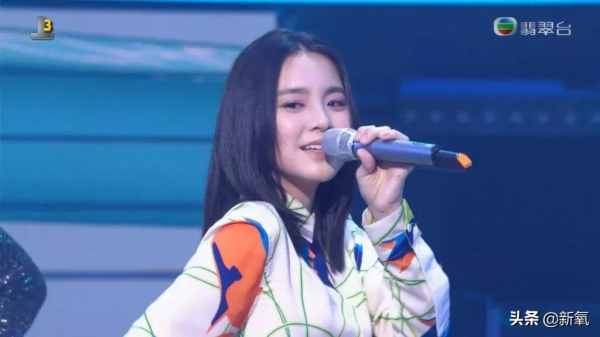 地包天也能拿冠軍?港姐被嘲一屆不如一屆真的不虧… 地包天也能拿冠軍?港姐被嘲一屆不如一屆真的不虧…