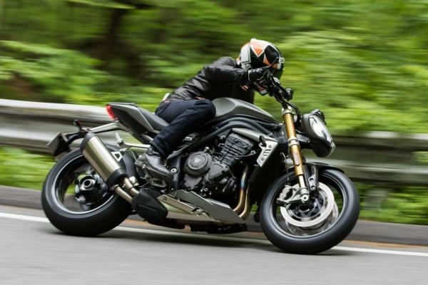 試駕凱旋大青蛙摩托車，真香現場