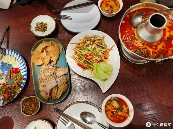 旅行就要邊走邊吃：舌尖上的昆明，盤點我在昆明吃到的各種美食