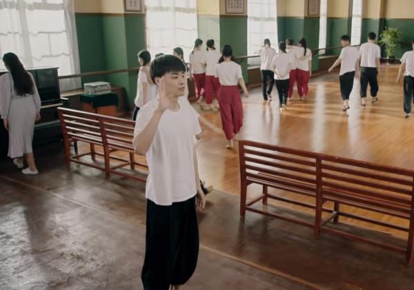 播出1集，收視率爆了！孟亮一出手，就給央視帶來了“王炸”