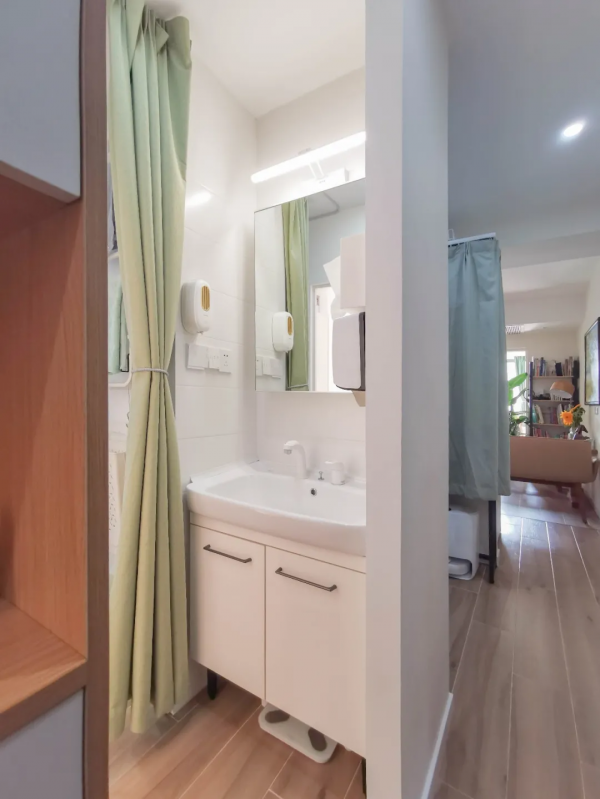 這個50㎡老破小厲害了！靠20㎡收納和四分離衛生間逆襲