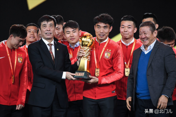 足協放棄舉辦中超頒獎典禮