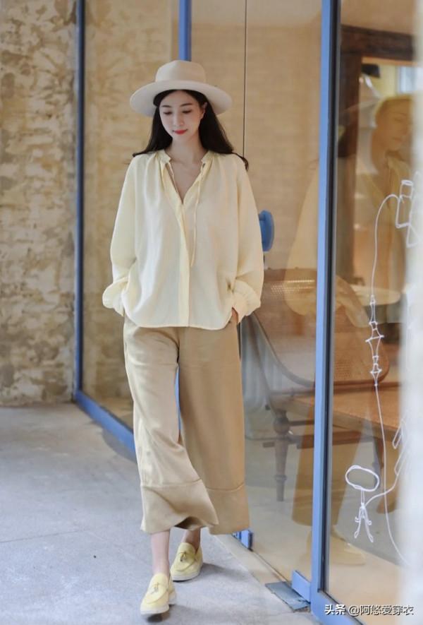 為什麼你穿“杏色”很顯土?那是你不會搭,最正確的配色指南送你 為什麼你穿“杏色”很顯土?那是你不會搭,最正確的配色指南送你