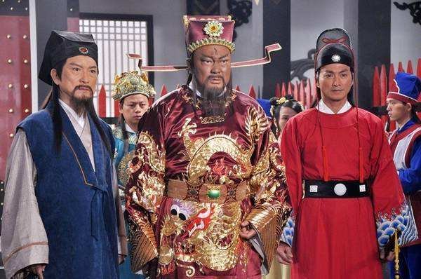 北宋奇案：妙齡女暗許窮書生，三人丟了性命，包公觀樹葉後破奇案