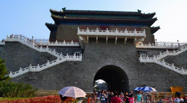 正陽門有一座千斤閘,看完之後,才知道古人力託千斤閘根本不可能 正陽門有一座千斤閘,看完之後,才知道古人力託千斤閘根本不可能