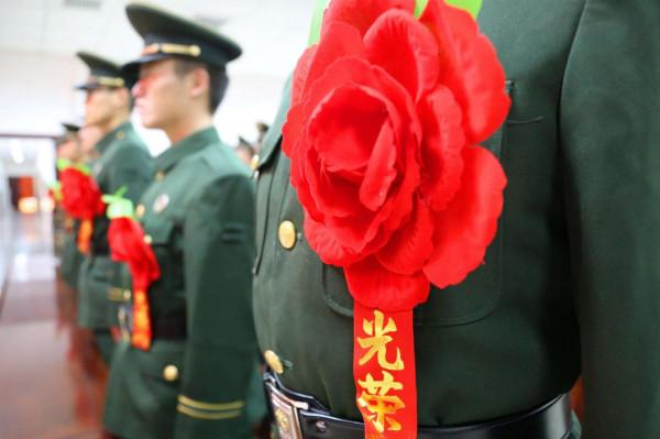 說一下軍齡和工齡，退役戰友都很關心