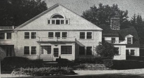 張愛玲離世前：留4奇怪遺囑，不讓人看遺體，她是預感到什麼了？