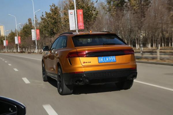 牛X評測：實測奧迪RSQ8，3&period;6秒破百的SUV能否稱之為&OpenCurlyDoubleQuote;最強&rdquo;？