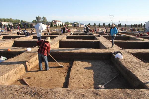 北大考古與“百年百大考古發現”|秦都雍城遺址 北大考古與“百年百大考古發現”|秦都雍城遺址