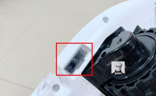 雲鯨J2掃地機到底值得買嗎？附全網詳細首拆