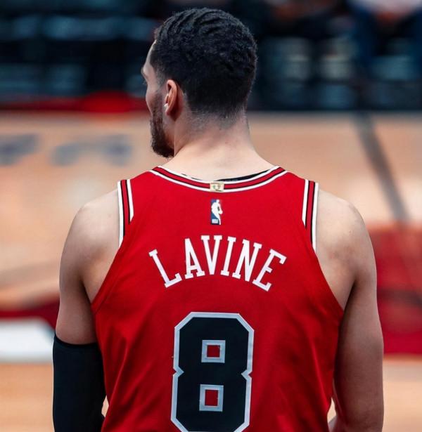 打了8年沒進季後賽，26歲追2億大合同，他真的值得嗎？