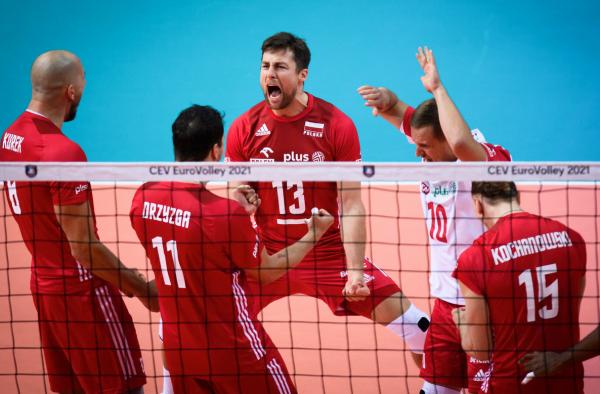 爆冷!世錦賽冠軍1-3遭逆轉,挽救10個賽點也沒用,單局35-37鏖戰 爆冷!世錦賽冠軍1-3遭逆轉,挽救10個賽點也沒用,單局35-37鏖戰