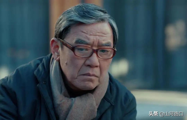 &ZeroWidthSpace;當年，李立群剛操辦完母親的後事，妻子突然撲在他的懷裡痛哭