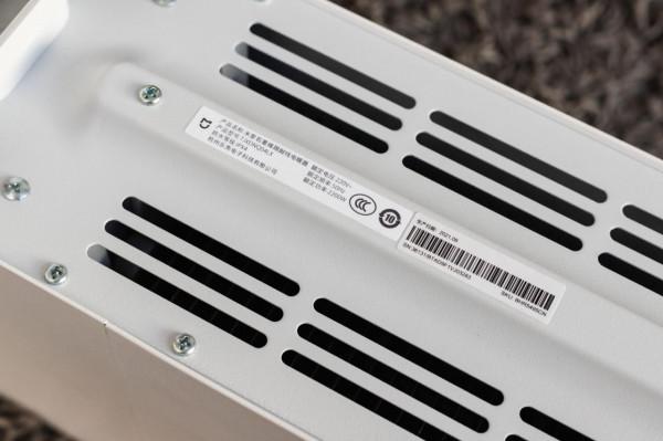 好評過萬的小米電暖氣開箱，浴室也能用，5秒實現脫衣自由