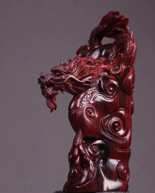 心有云澤，方雕龍行於野！這木雕，好美啊