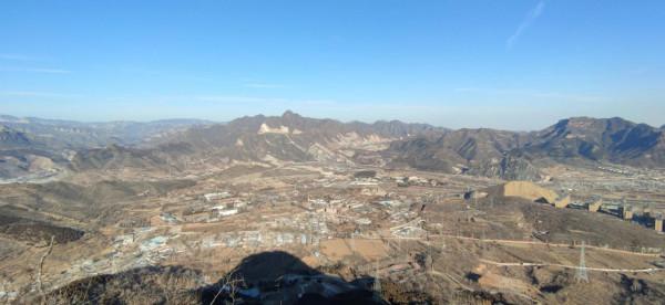 新年爬房山北半壁店村的南大梁