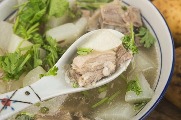 天冷了，這6道燉菜“造”起來，有湯有菜，熱熱乎乎，好吃也好做