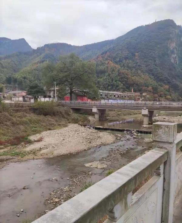 夢迴落兒嶺之快樂穿行五桂峽