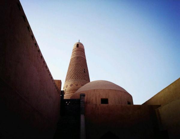 新疆一古建築，為當地建築史上的奇葩，背後意義重大結構奇特