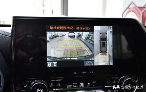 試駕｜同宗同源，卻定位更高？一汽豐田皇冠陸放初體驗