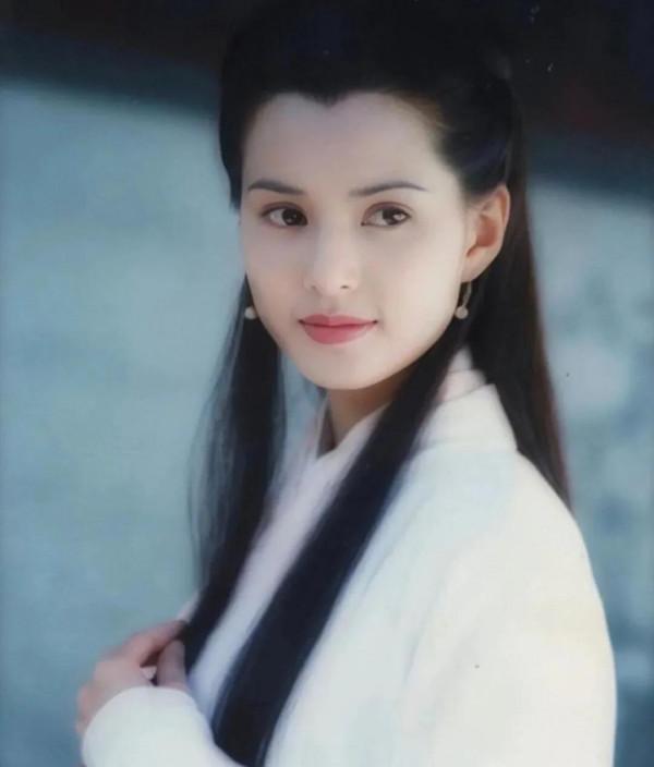 新加坡牡丹仙子郭妃麗，阿嬌柔美，胡靜靈氣美！都是古裝天花板