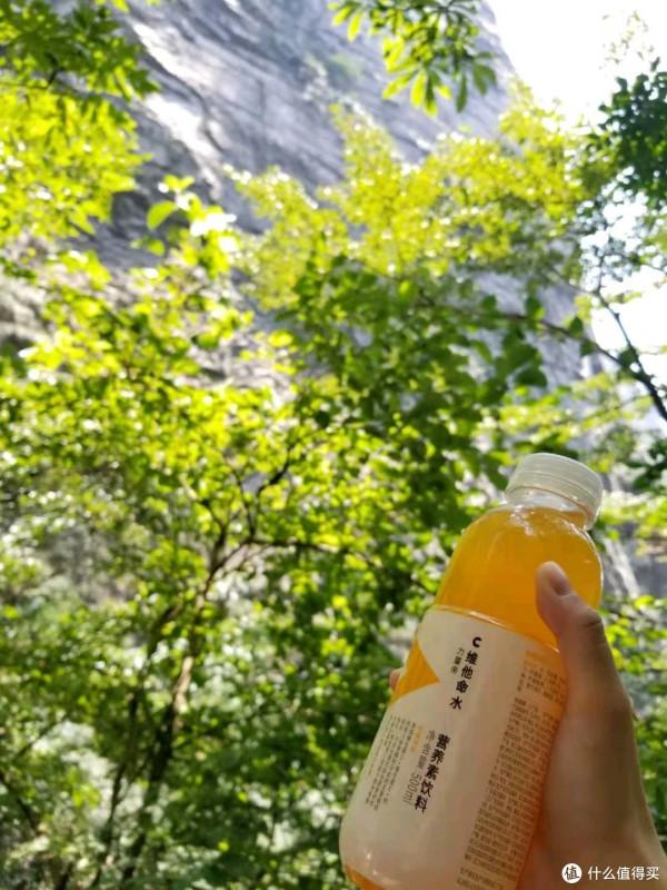 開小奔奔去廬山避暑，38°夏日凍得半路發抖