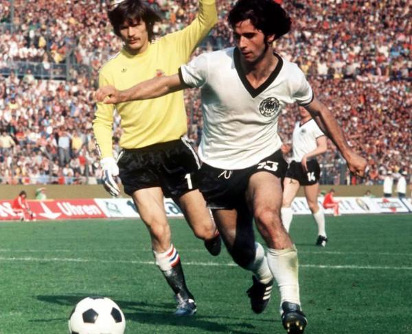 擎天駕海!盤點世界盃十五大一己之力,C羅堪堪入選,梅西無緣 擎天駕海!盤點世界盃十五大一己之力,C羅堪堪入選,梅西無緣