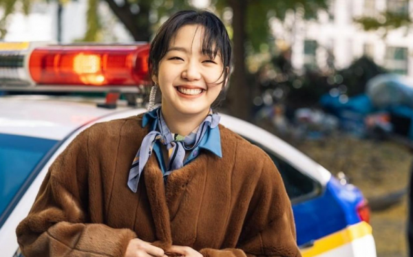 不割雙眼皮，照樣是大美人！別再醜化單眼皮女生了