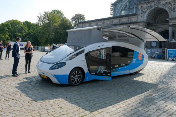 太陽能房車亮相比利時布魯塞爾