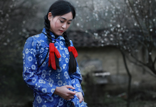 民間故事：女子生娃，婆婆拿走“紫河車”，公公吃了後沒撐過三天