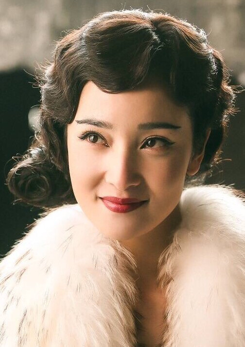 王妍蘇：曾是廣告女王，演過《何以》許影，戲外已是三個孩子的媽