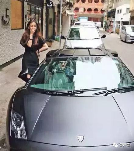 曉明AB終離婚，七年不到就看到了世紀婚禮的結局