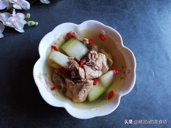 天冷多給家人做這湯喝,有肉有菜,熱乎乎地燉上一鍋,鮮香還暖胃 天冷多給家人做這湯喝,有肉有菜,熱乎乎地燉上一鍋,鮮香還暖胃