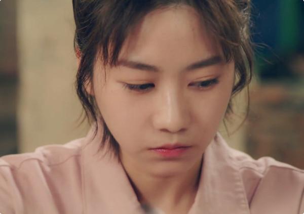 飆升榜第一，一口氣刷完24集，國產新王炸劇讓我通宵狂刷爽翻了