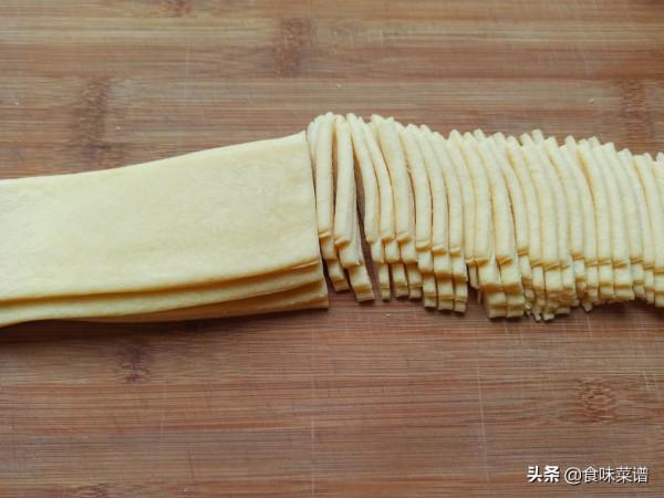 想吃零食不用買，教你6種自制小零食，香酥脆口，沒有烤箱也能做