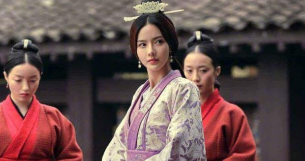 李自成攻入皇城後，皇宮中的貌美嬪妃，結局怎樣？一個比一個慘