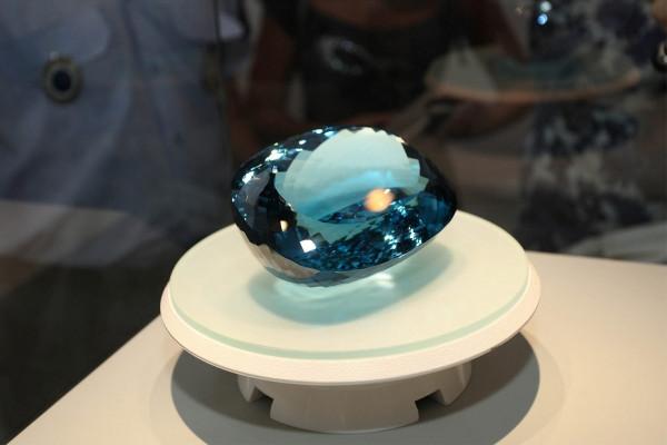 藍色珠寶大集合：你喜歡的藍色寶石都在這裡啦