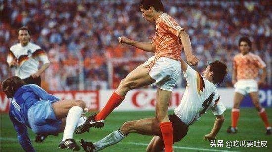 1990年世界盃1/8決賽篇，沃勒爾耍詐？裡傑卡爾德吐了幾次口水？