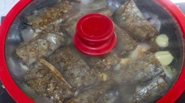 天冷犯懶就饞這一鍋！隨手一燜超下飯，一鍋搞定全家人晚餐，省心