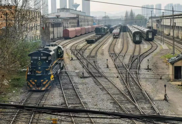 出站就是大海,下車就是滑雪場,中國十大最美火車站巡禮 出站就是大海,下車就是滑雪場,中國十大最美火車站巡禮