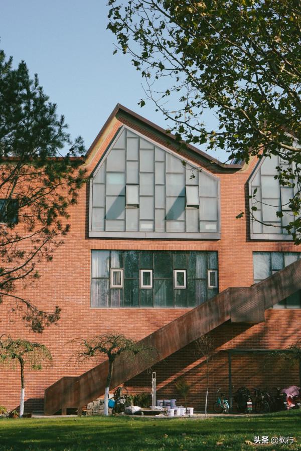 週末去哪兒?這個低調的展覽2天后結束,沒想到建築與展品都絕美 週末去哪兒?這個低調的展覽2天后結束,沒想到建築與展品都絕美