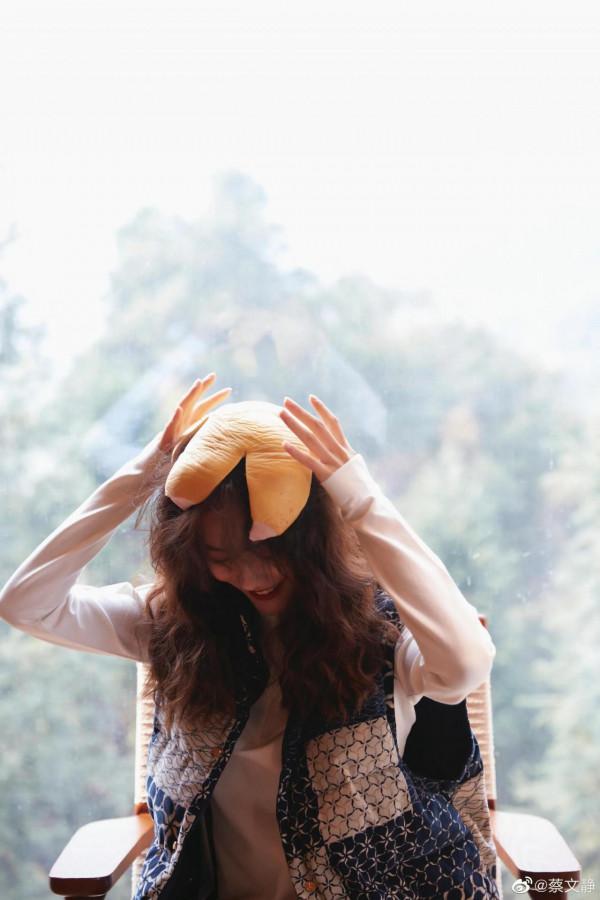 蔡文靜羊毛卷秋日雜誌封面 蔡文靜羊毛卷秋日雜誌封面