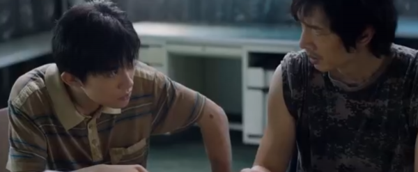 《笨小孩》破5億，易烊千璽演技大讚，6位配角同樣功不可沒