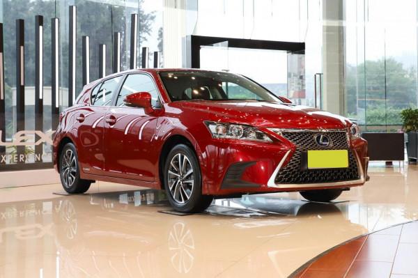 自己動手不求人，雷克薩斯CT改裝車輛內後視鏡自動防眩目功能！