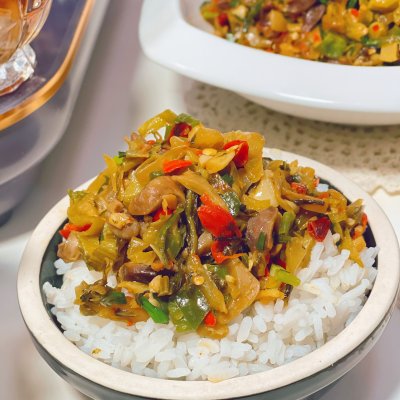 酸菜炒雞胗做的對,脆嫩滿足又美味 酸菜炒雞胗做的對,脆嫩滿足又美味