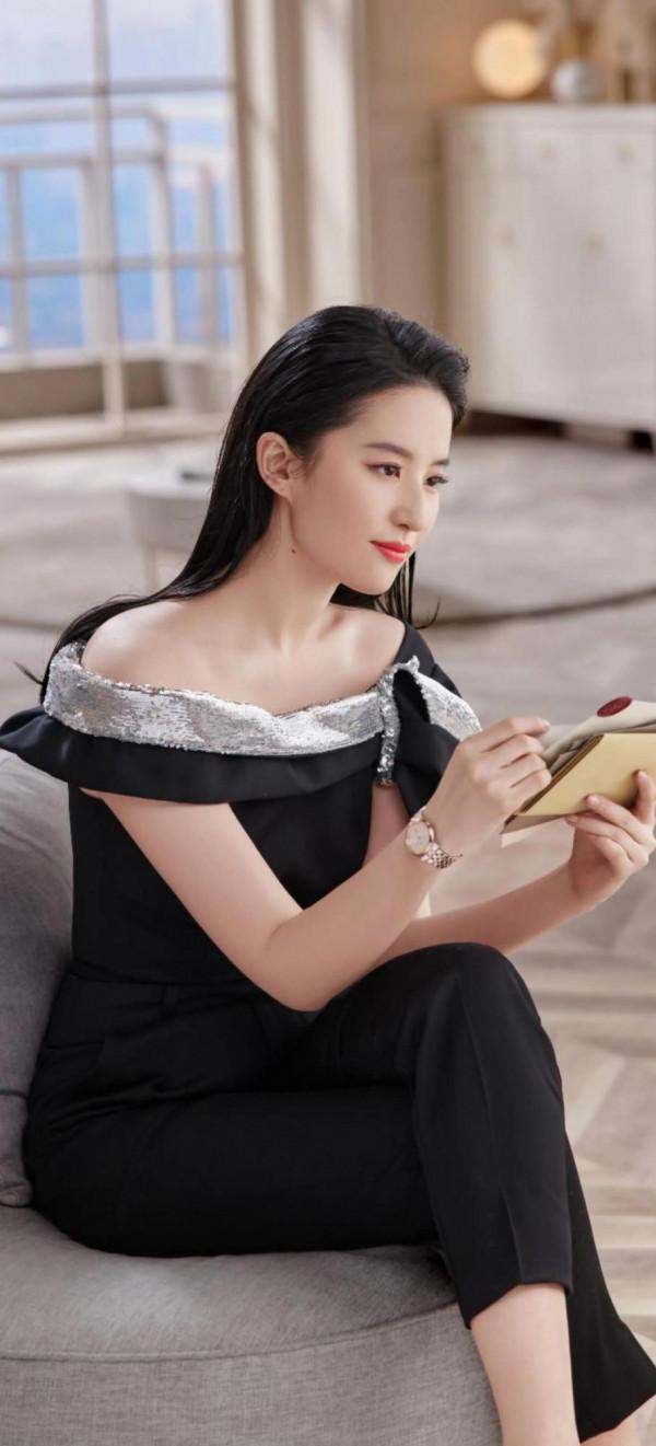 神仙姐姐劉亦菲高畫質桌布