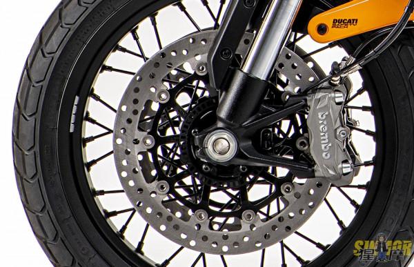 50週年紀念 70年代風格的復古摩托Scrambler Ducati 1100 Tribute PRO