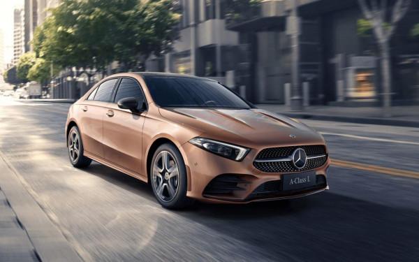 賓士車型集體“官降”,包含賓士E級、賓士GLC,年底衝量開始了? 賓士車型集體“官降”,包含賓士E級、賓士GLC,年底衝量開始了?