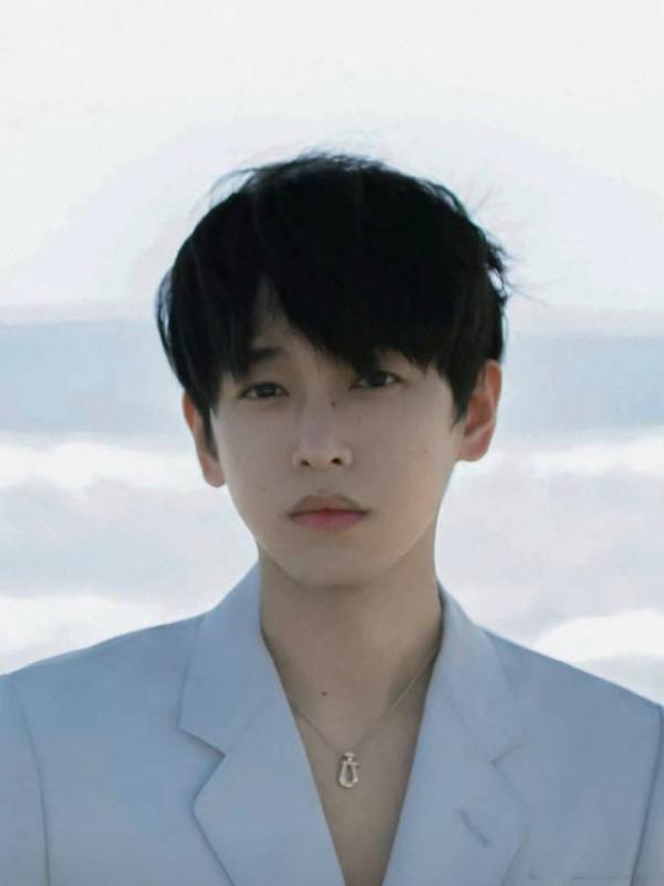 明星藝考路透:有人今昔無差別,有人直接換了臉,就因紅氣養人? 明星藝考路透:有人今昔無差別,有人直接換了臉,就因紅氣養人?