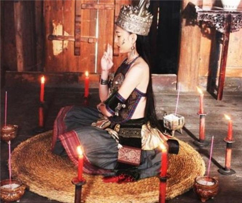 “苗族有蠱,蠱物毒人”,湘西盛行的苗蠱巫術到底是怎麼一回事? “苗族有蠱,蠱物毒人”,湘西盛行的苗蠱巫術到底是怎麼一回事?